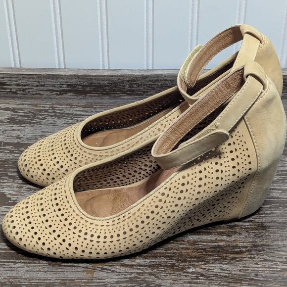 Jeffrey Campbell Women's Tan Suede Leather Wedge Heel Ankle Strap Size 10 M - Picture 3 of 7